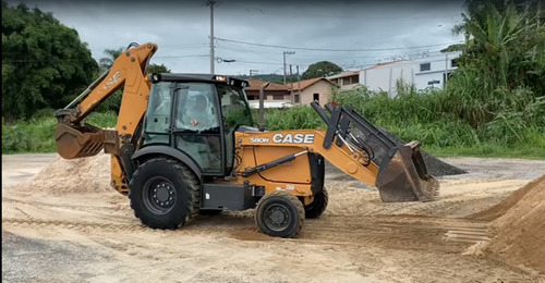 Retroescavadeira Case 580n 4x4 2018 C/ Ar Gelando 5676881