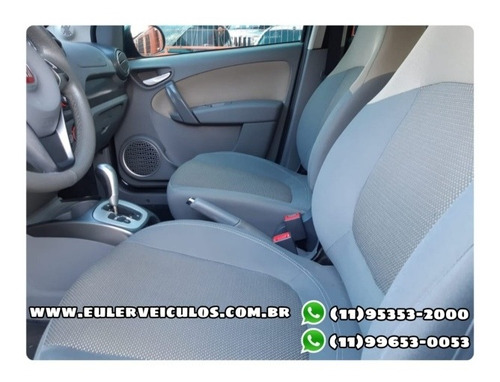 Imagem 8 de 10 de Fiat Palio 2014 1.6 16v Essence Flex Dualogic 5p