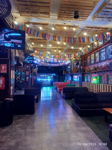 Se Traspasa Restobar, Estamos Ubicados En Av Universitaria