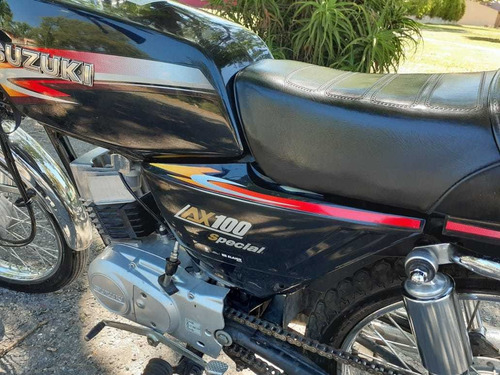 Suzuki Ax 100 Special // Al Dia // Tomo Permuta