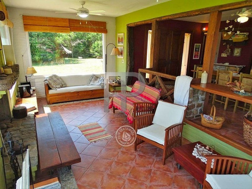 Imagen 11 de 15 de Casa En Venta Bella Vista 4 Dormitorios, 5000 M2 Terreno