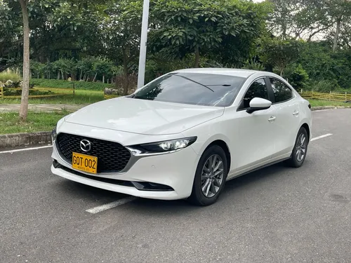 Mazda 3 2.0 Touring