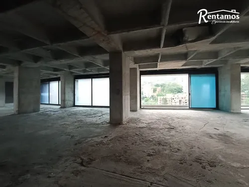 Oficina En Arriendo En Los Balsos. Cod A775937