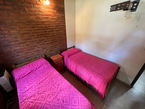 Casa Sobre Esquina (barrio Los Sauces)