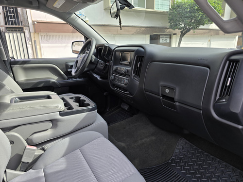Chevrolet Silverado 4.3 2500 Crew Cab At