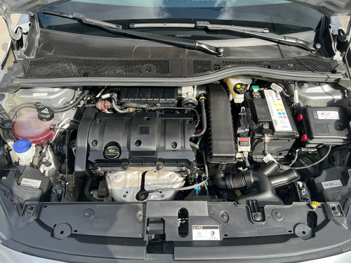 Peugeot 208 1.6 Style Tiptronic