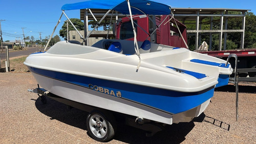 Imagem 7 de 12 de Lancha Cobra 180 Com Motor 115 Hp Evinrude 2 Tempo