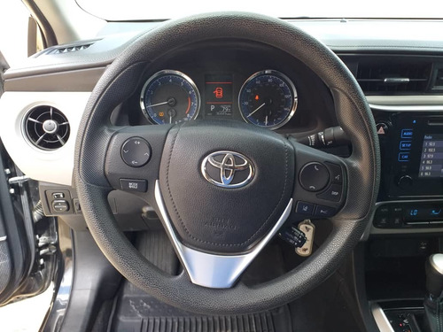 Imagen 13 de 17 de Toyota Corolla Le
