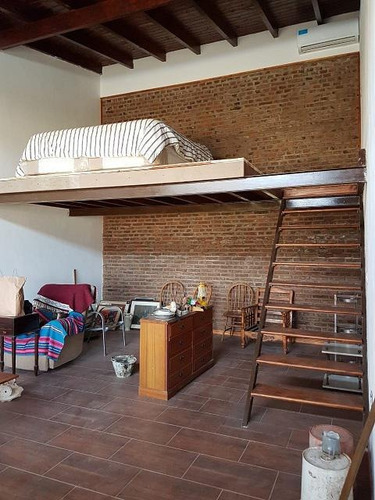 Imagen 19 de 24 de Casa De 5 Dormitorios - Con Pileta - Quincho - Cava Para Vinos - Funes