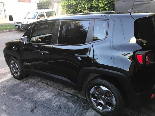 Imagen 4 de 12 de Jeep Renegade 2016 1.8 Sport Plus