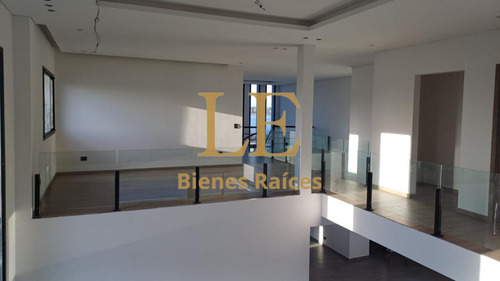 Venta Casa Barrio Costas - Puertos / Escobar