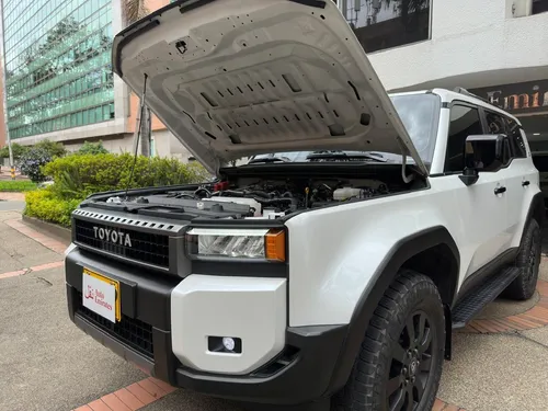 Toyota Land Cruiser Prado 2.4 First Edition At8
