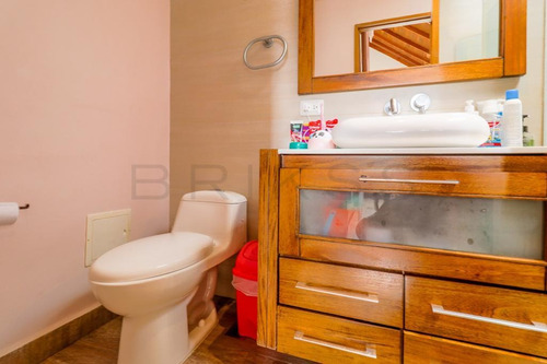 Imagen 13 de 17 de Casa En Venta En Medellín El Poblado