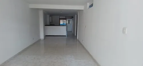 Bonito Apartamento Con Excelente Ubicación Todos Los Servicios A Mano Cod 68792