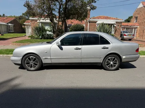 Mercedes-Benz Clase E 3.2 W210