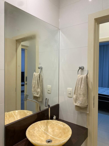 Imagem 10 de 13 de Apto Copacabana | 3 Quartos | 91 M² | Cond: R$900.00 | 2 Vagas - 1lbsspn