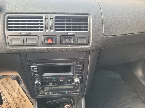 Imagen 9 de 10 de Volkswagen Bora Trendline 2.0