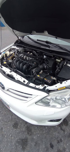 Imagen 10 de 14 de Toyota Corolla Gli