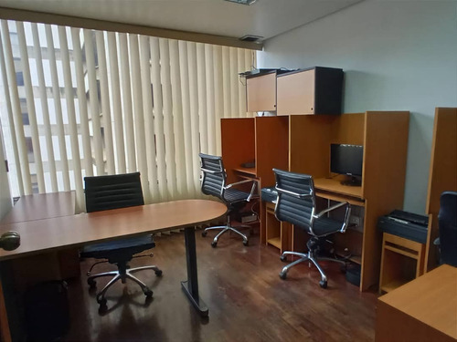Alquiler De Oficina En Chuao | 6cub + Sala De Conf | 3b-3pe | Ref:1.600