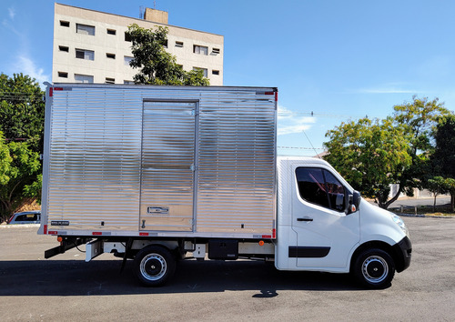 Renault Master chasis 2.3 L2h1 2p