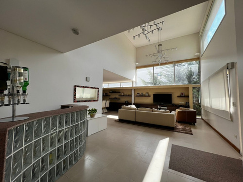 Casa De 7 Ambientes En Country San Eliseo- Impecable !!- Un Lugar Soñado!!