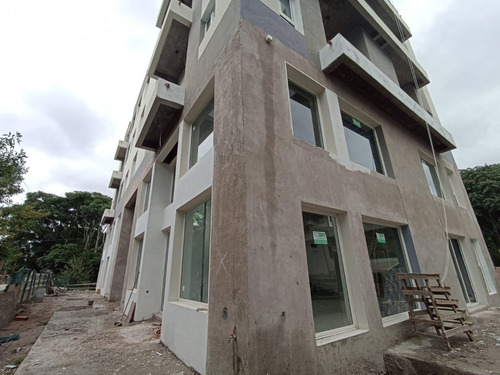 Departamentos En Venta En Calle Av Espora Esquina Loria
