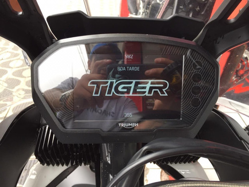 Triumph Tiger 900 Abs Branca