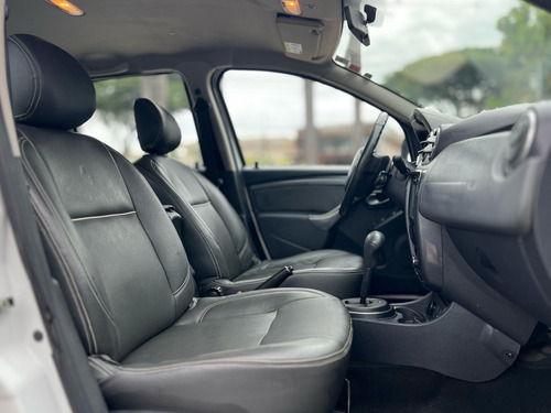 Renault Duster 2.0 DYNAMIQUE 4X2 16V FLEX 4P AUTOMÁTICO
