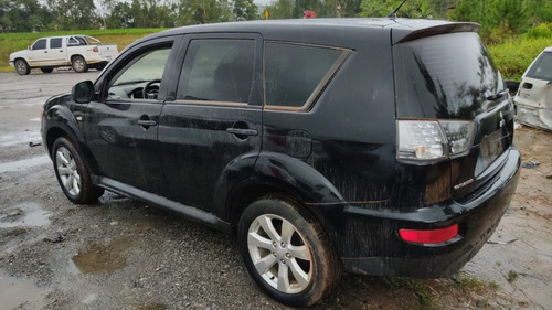 Imagem 4 de 6 de Mitsubishi Outlander 2.4 2011