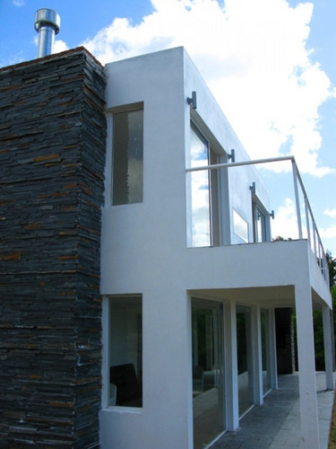 Casa En Alquiler Por Temporada De 3 Dormitorios En Punta Piedras (ref: Bpv-7295)