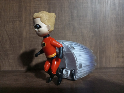 Boneco Flecha Os Incríveis Usado Na Condição Das Fotos (Usado)