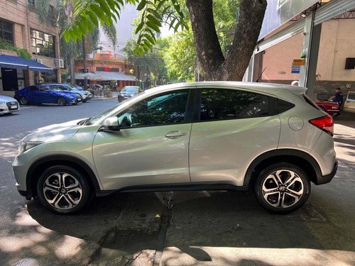 Imagen 12 de 16 de Honda Hr-v 2016 1.8 Lx 2wd Cvt