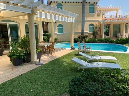 Imagen 3 de 11 de Villa En Venta, Marina Vallarta Portofino, Frente Al Mar