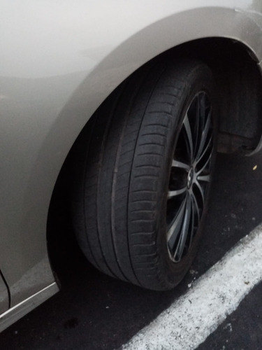 Imagen 3 de 10 de Volkswagen Vento 2.0 Sportline Tsi 211 Cv Bi-xenon Dsg 2014
