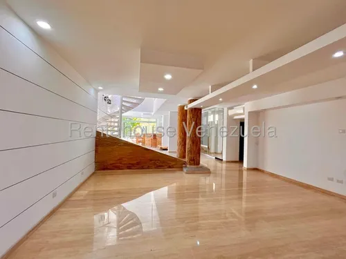 Casa En Venta En El Peñon Rvz