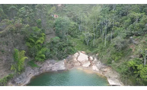 Rhbr-10469 (lote , El Peñol)
