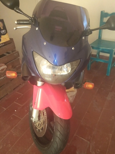 Imagen 18 de 18 de Honda Cbr 600 F4
