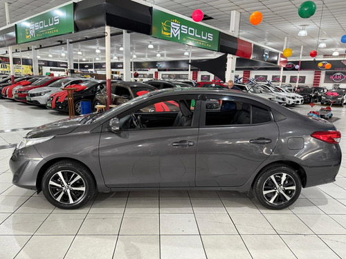 Toyota Yaris 1.5 16V FLEX SEDAN XS CONNECT MULTIDRIVE