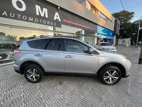 Imagen 4 de 18 de Toyota Rav4 2.0 Vx Cvt 2018