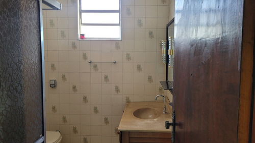 Casa Com 3 Dormitórios, 3 Banheiros, 1 Vaga E 1 Suíte