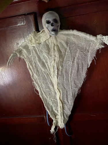 Esqueleto Colgante Exterior Dia De Muertos 60 Cm Con Luz