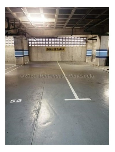 Imagen 12 de 12 de Galpón En Alquiler Código: 22-24626 Boleita Norte 04143448628