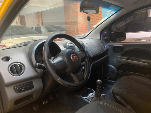 Fiat Uno 2014 1.4 Sporting Interlagos Flex 5p