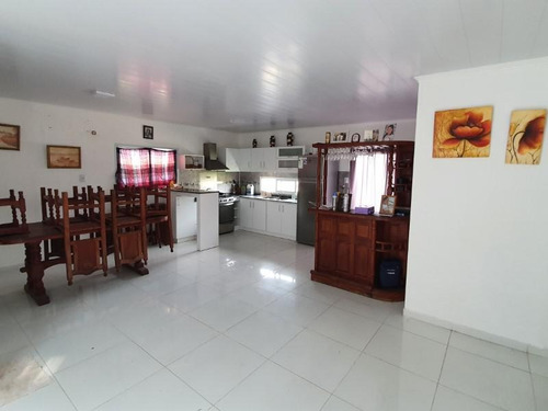 Imagen 24 de 30 de Casa De 3 Dormitorios (96 M2) Local Comercial (114 M2) - Excelente Estado