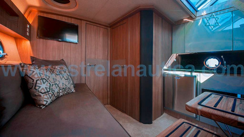 Lancha Sedna 36 Barco Iate N Ferreti Azimut Intermarine