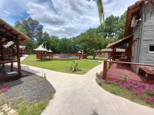 Imagen 10 de 13 de Promo Enero ,complejo De Cabañas En Gualeguaychuduplex. Aparts Piscinas, Estacionamiento,parrillas Juegos, A 30 Metros Del Rio
