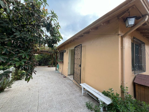 Casa Con Buen Terreno, Sector Comercial El Monte