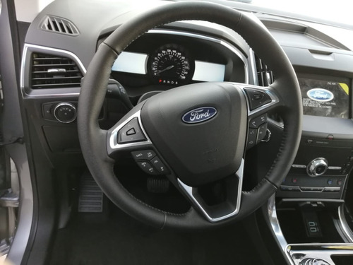 Ford Edge Titanium 2020