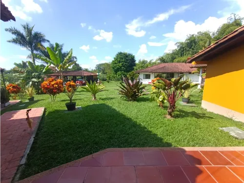 Se Vende Finca Hotel Vía Armenia - El Caimo