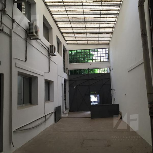 Bº Gral Bustos. Alejandro Magariños Cervantes Al 800 (612 M2)